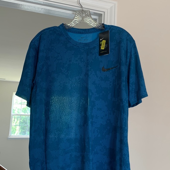 Nike dri fit athletic tee - Picture 1 of 3